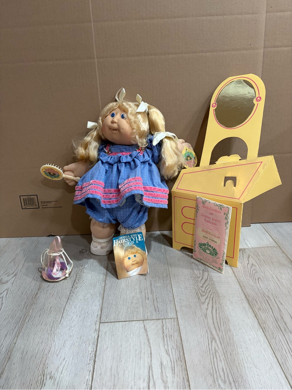 Cabbage Patch Kids Cornsilk Kids 16in Doll Signed Xavier
Roberts w/Papers